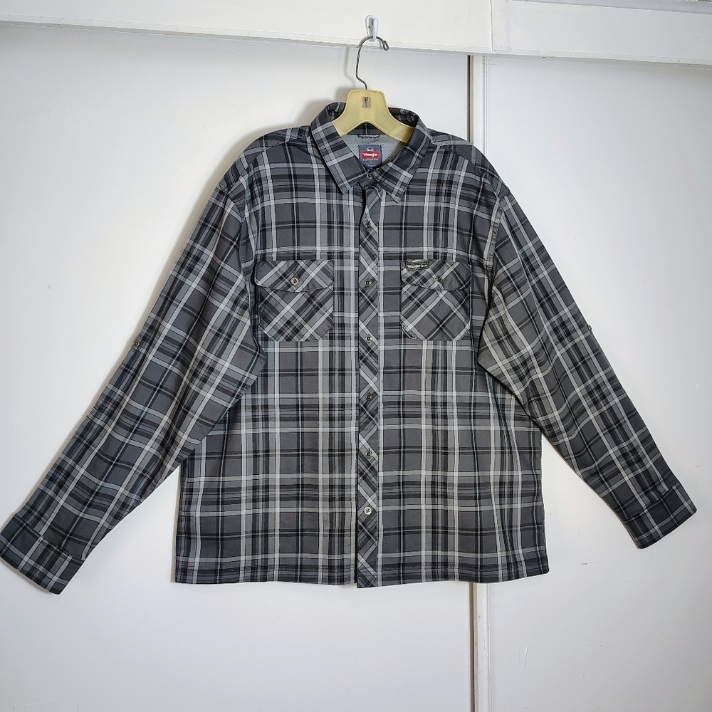 Wrangler Outdoor Regular Fit Men's Shirt Button Down Plaid grey 2 Pockets sz XL. - Picture 2 of 13